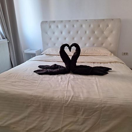 Luxury Daniel Apartament Residence Militari Rosu Экстерьер фото