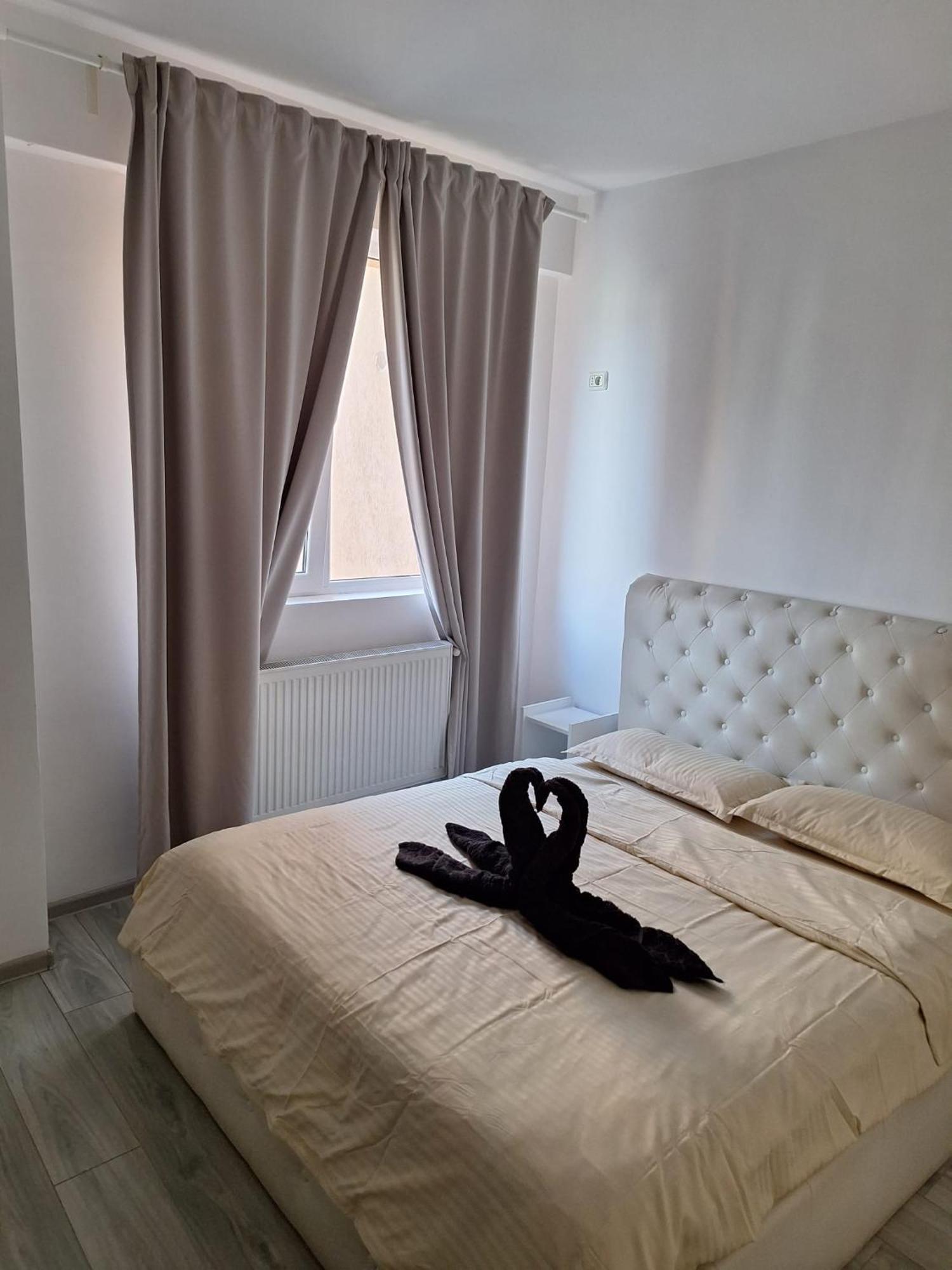 Luxury Daniel Apartament Residence Militari Rosu Экстерьер фото